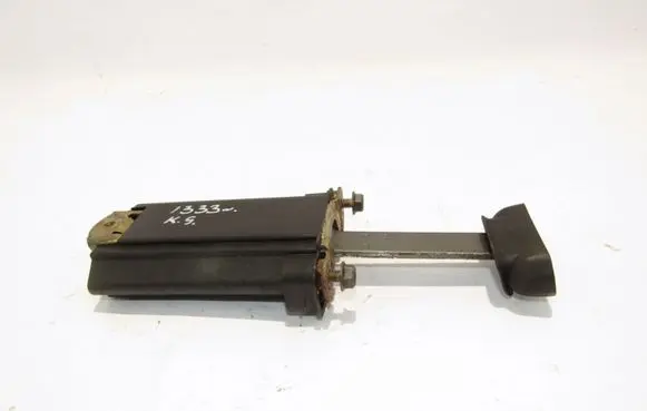 Mercedes-Benz S W140 Rear door check strap stopper