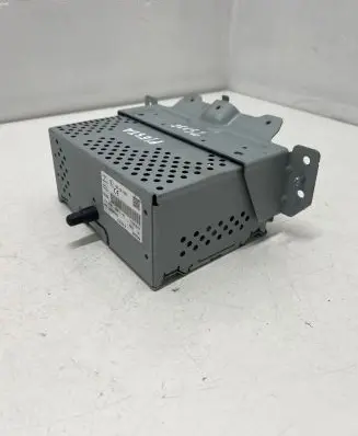 Radio/CD/DVD/GPS head unit