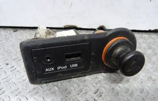 KIA Venga Cigarette lighter 1P000 961201P000 YNKC1204231325