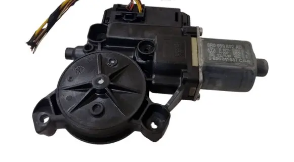 Volkswagen Polo V 6R Front door window regulator motor 6R0959802AD 0130822530