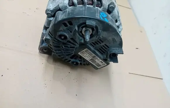 Renault Megane III Generator/alternator 2606272D 231000026R 216081477