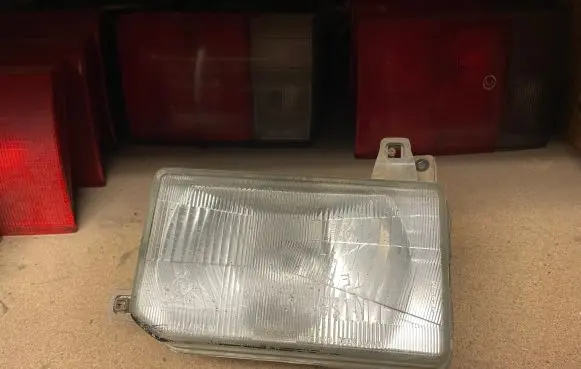 Nissan Terrano Headlight/headlamp 11023600