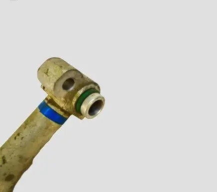 KIA Sorento Air conditioning (A/C) pipe/hose