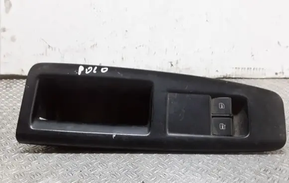 Volkswagen Polo IV 9N3 Electric window control switch 6Q1867171E