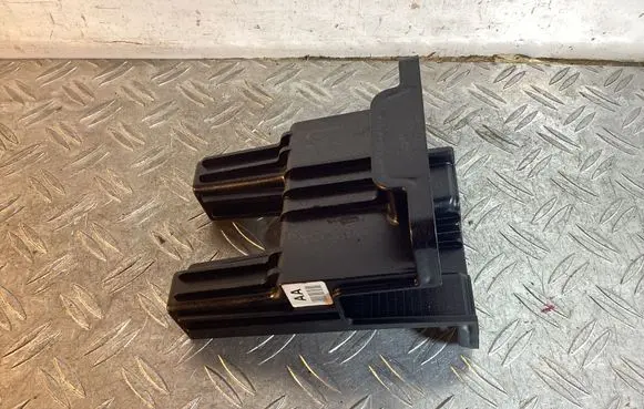 KIA EV6 Other center console (tunnel) element 84635CV001