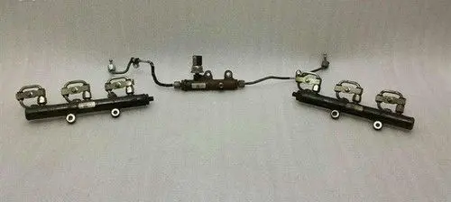 Jaguar XJ X350 Fuel distributor 4R8Q9D280AC
