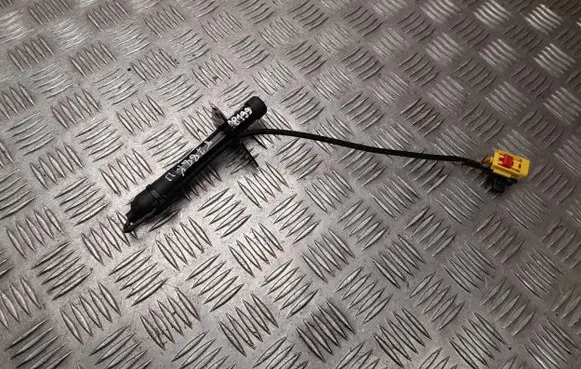 Sensor