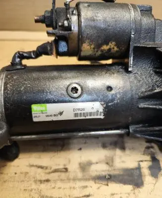 Renault Trafic II (X83) Starter motor D7R26 25J10030BO