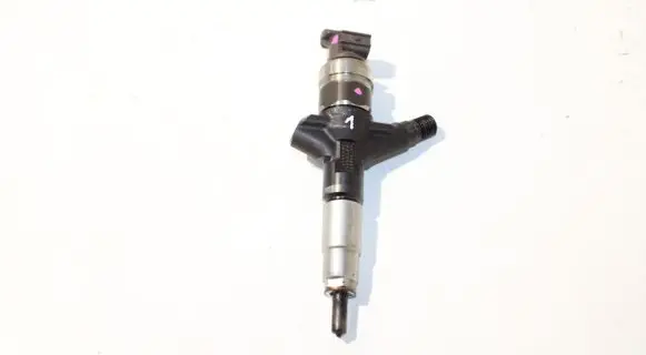 Subaru Forester SH Fuel injector 16613AA030