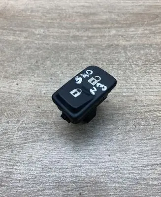 Volvo V50 Central locking switch button 30669958 30669957