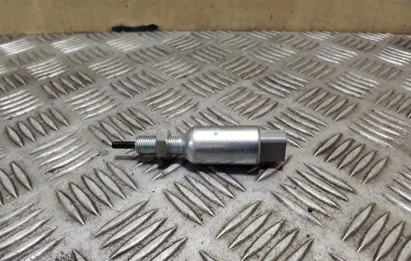 Clutch pedal sensor