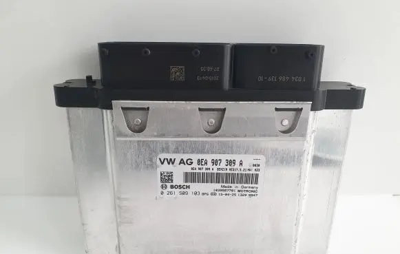 Volkswagen e-Golf Engine control unit/module 0EA907309A 0261S09103