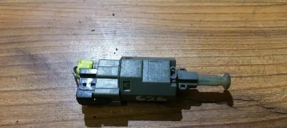Mazda 323 F Brake pedal sensor switch ga2c6649y