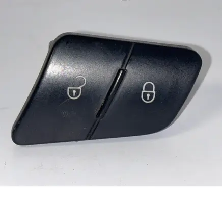 Volkswagen PASSAT B6 Central locking switch button 3C0962125
