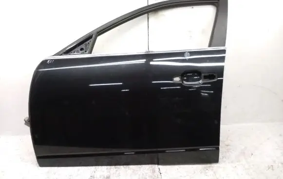 Cadillac CTS Front door