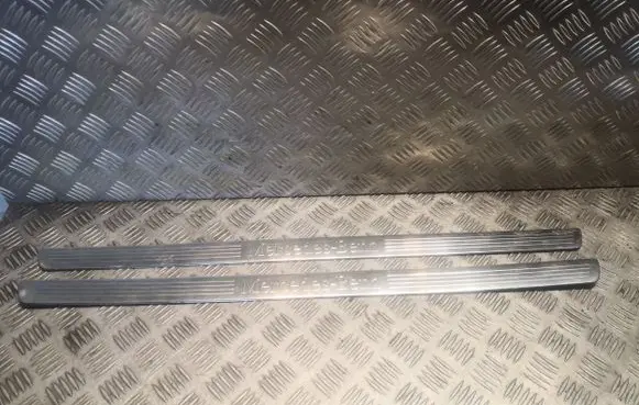 Mercedes-Benz C W204 sill trim set (inner) 2046801935 A2046801935