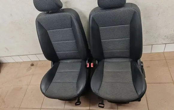 Mercedes-Benz A W169 Seat set 