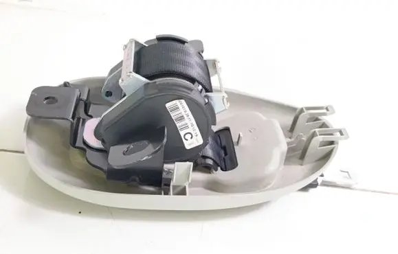 Nissan Qashqai Middle seatbelt (rear) 88854JD000 E9047134