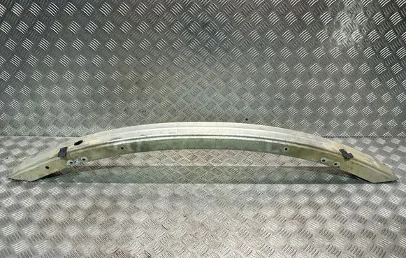 Mercedes-Benz CLS C219 Front bumper cross member