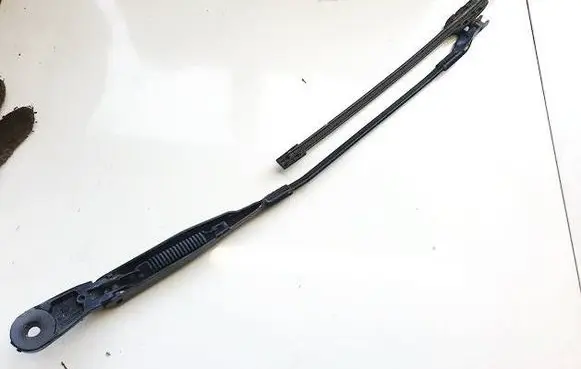 Skoda Superb B5 (3U) Front wiper blade arm 3B1955410C