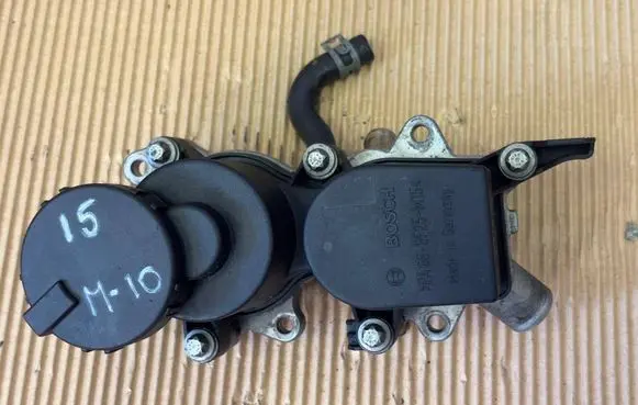Mercedes-Benz B W245 Oil breather separator A6400101062 928400554 TCS004