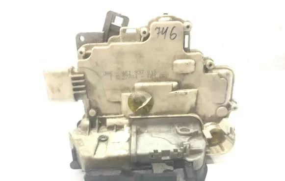 Audi A6 S6 C6 4F Front door lock 4F1837015