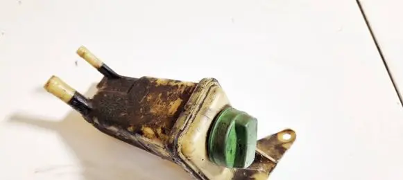 Audi A4 S4 B5 8D Power steering fluid tank/reservoir 8d0422373c