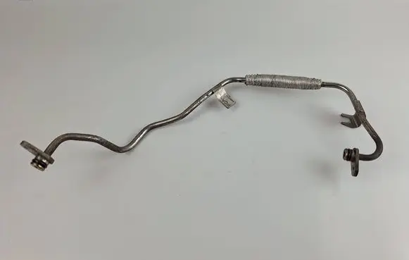 Alfa Romeo Stelvio Turbo turbocharger oiling pipe/hose 50052651