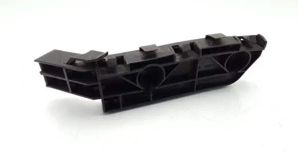 Front bumper mounting bracket