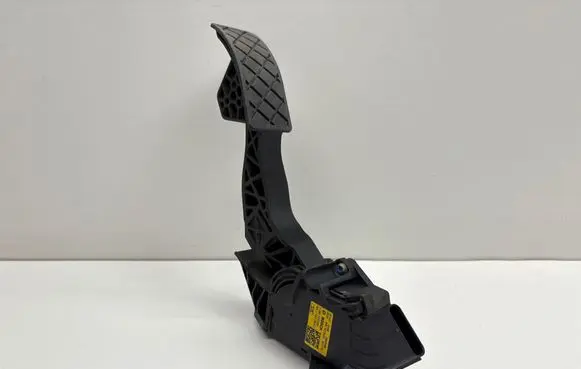 Skoda Rapid (NH) Accelerator throttle pedal 299309B 6R1721503H 0280755252