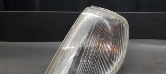 Citroen Saxo Front indicator light 014714