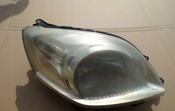 Fiat Fiorino Headlight/headlamp 1353197080