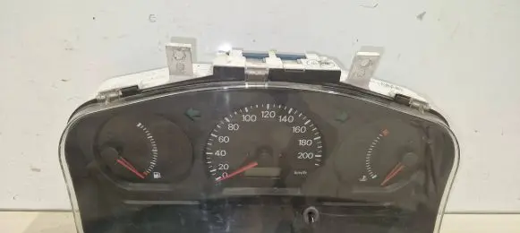 Mitsubishi Colt Speedometer (instrument cluster) 769218370