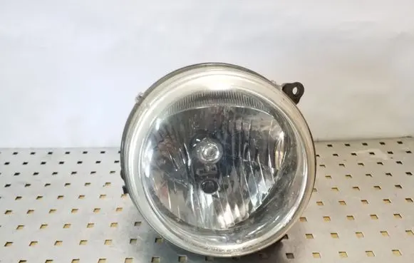Jeep Cherokee III KJ Headlight/headlamp 95023Y