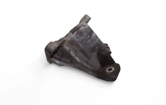 Audi A6 S6 C5 4B Engine mounting bracket 8D0199308D