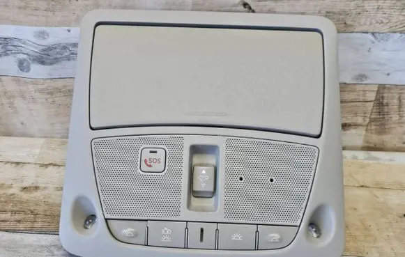 Infiniti Q50 Front seat light 4BA1E6723