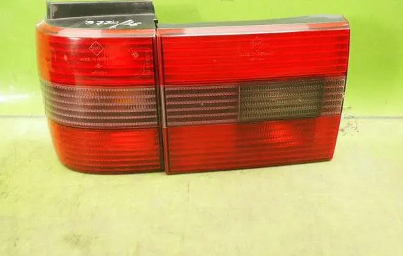 Volkswagen PASSAT B4 Rear/tail lights 