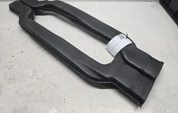 Audi Q7 4L Cabin air duct channel 4L0857039