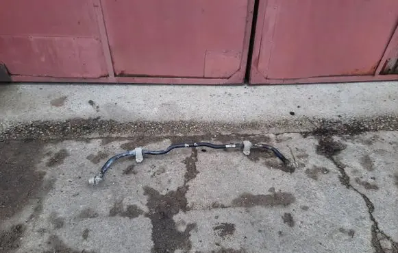 Volkswagen PASSAT B6 Front anti-roll bar/sway bar 3C0411303AC