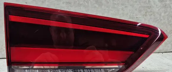 BMW X1 F48 F49 Tailgate rear/tail lights 7477717 F03761000G