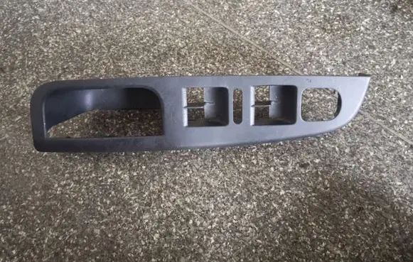Volkswagen Golf V Front door window switch trim 1K4868049B