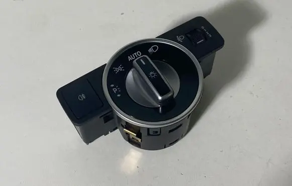 Mercedes-Benz E W212 Light switch A2129050651