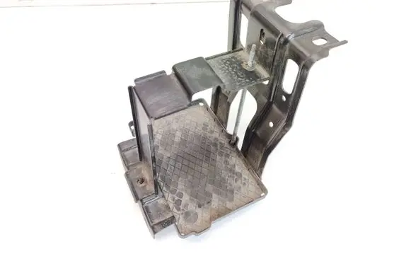 Battery tray