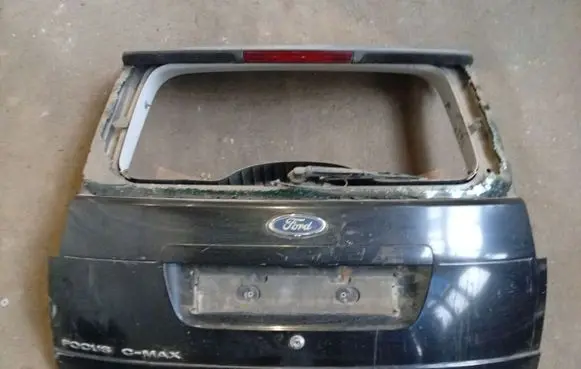 Ford Focus C-MAX Tailgate/trunk/boot lid Juodas