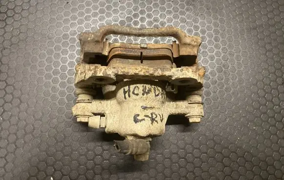 Honda CR-V Rear brake caliper