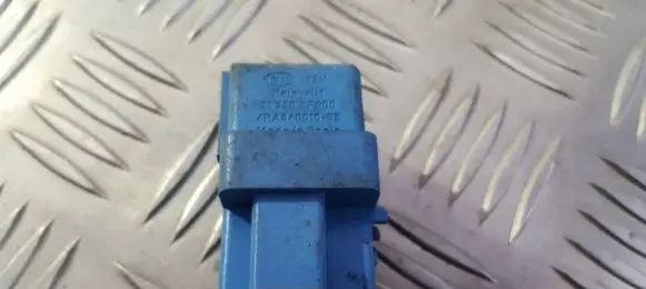 Nissan Primera Other relay 252309f900 4ra940010-65