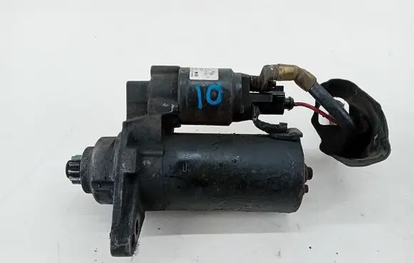 Volkswagen PASSAT B6 Starter motor 02Z911023FX
