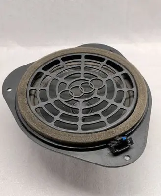 Audi A5 8T 8F Rear door speaker 8T0035411A 073307 01603867