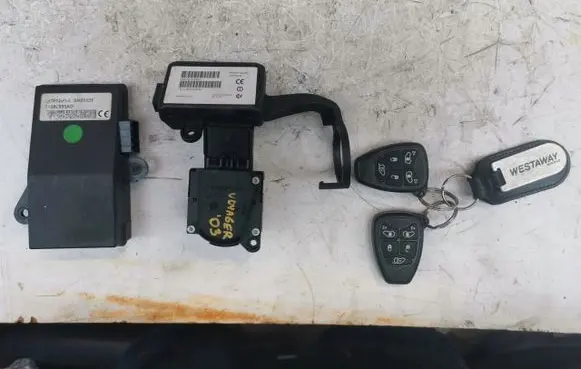 Chrysler Voyager Immobilizer control unit/module 04686995AD