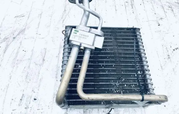 A/C cooling radiator (condenser)